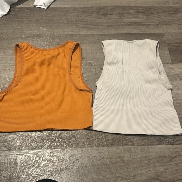 2 V cut tank tops, orange and cream - Picture 2 of 2